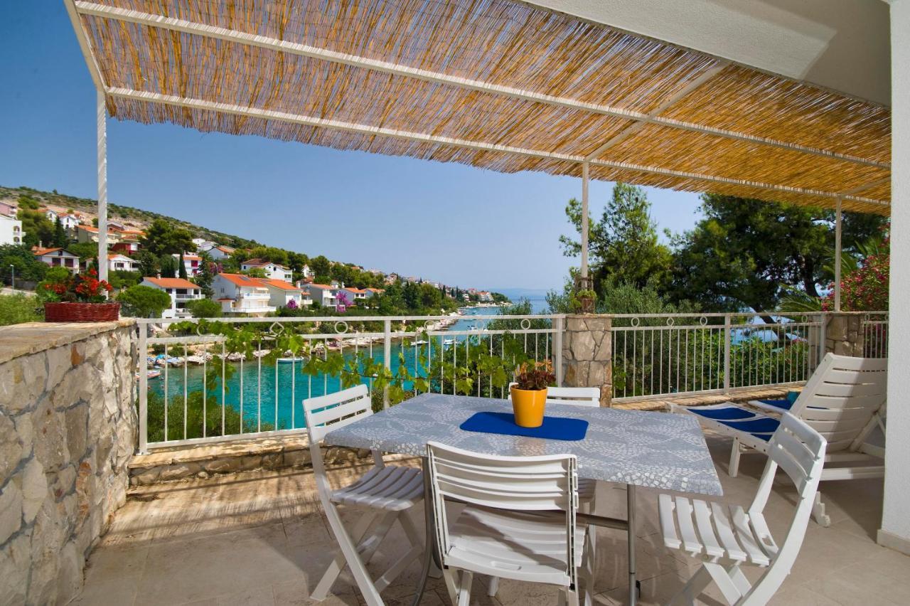 Holiday Home Duje โตรกีร์ ห้อง รูปภาพ