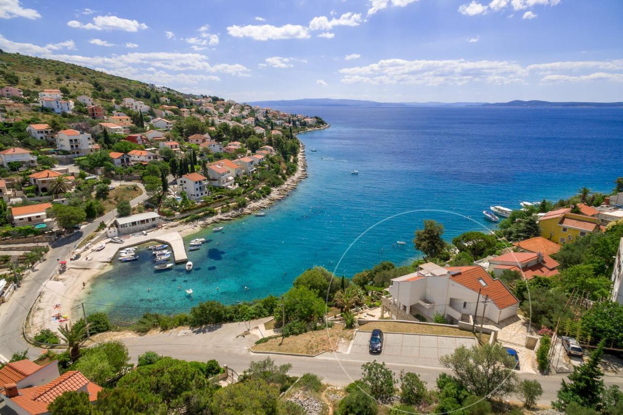 Holiday Home Duje โตรกีร์ ภายนอก รูปภาพ