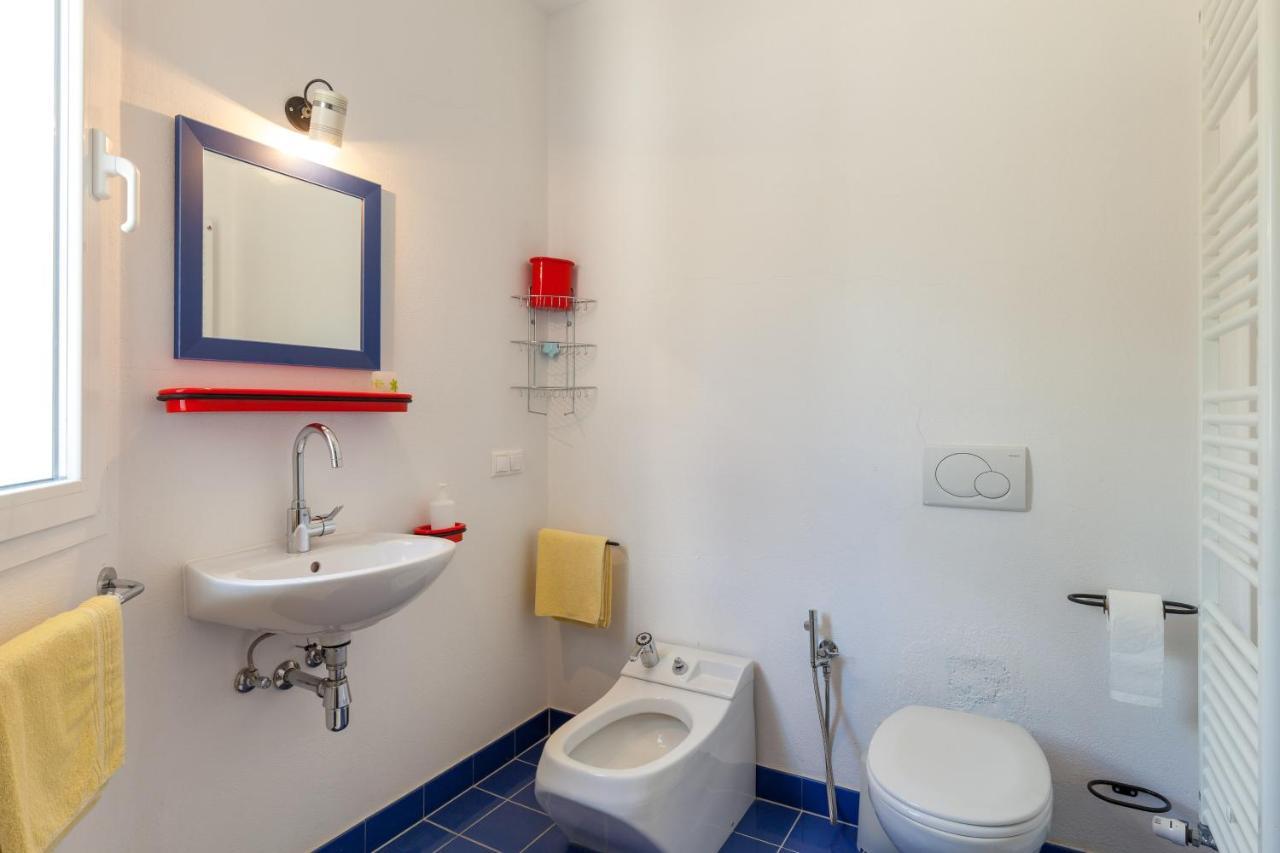 Holiday Home Duje โตรกีร์ ภายนอก รูปภาพ