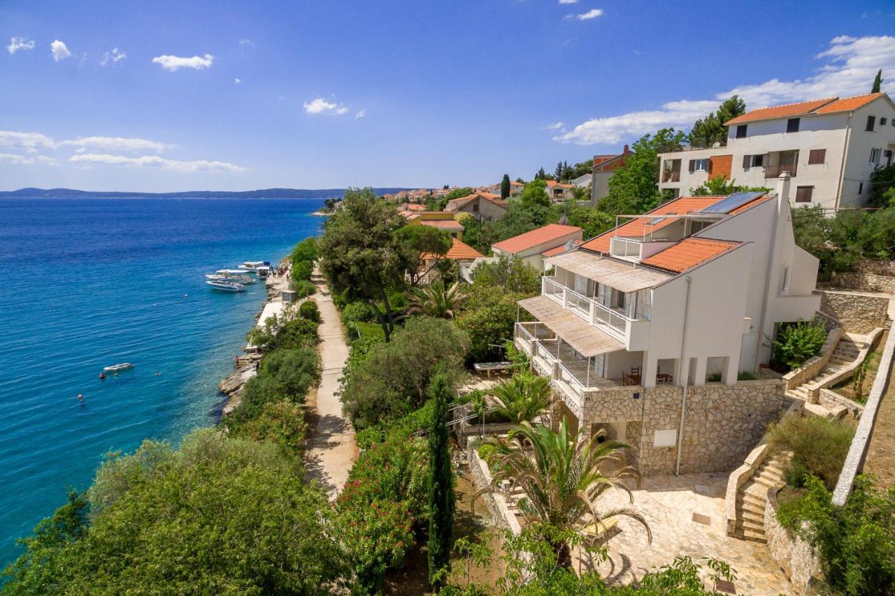 Holiday Home Duje โตรกีร์ ภายนอก รูปภาพ